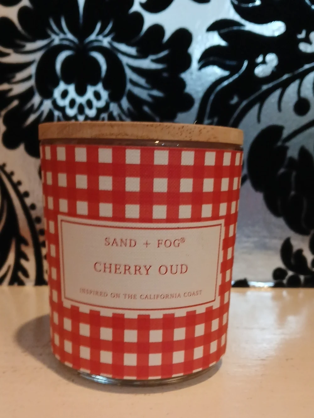 Cherry Oud Candle